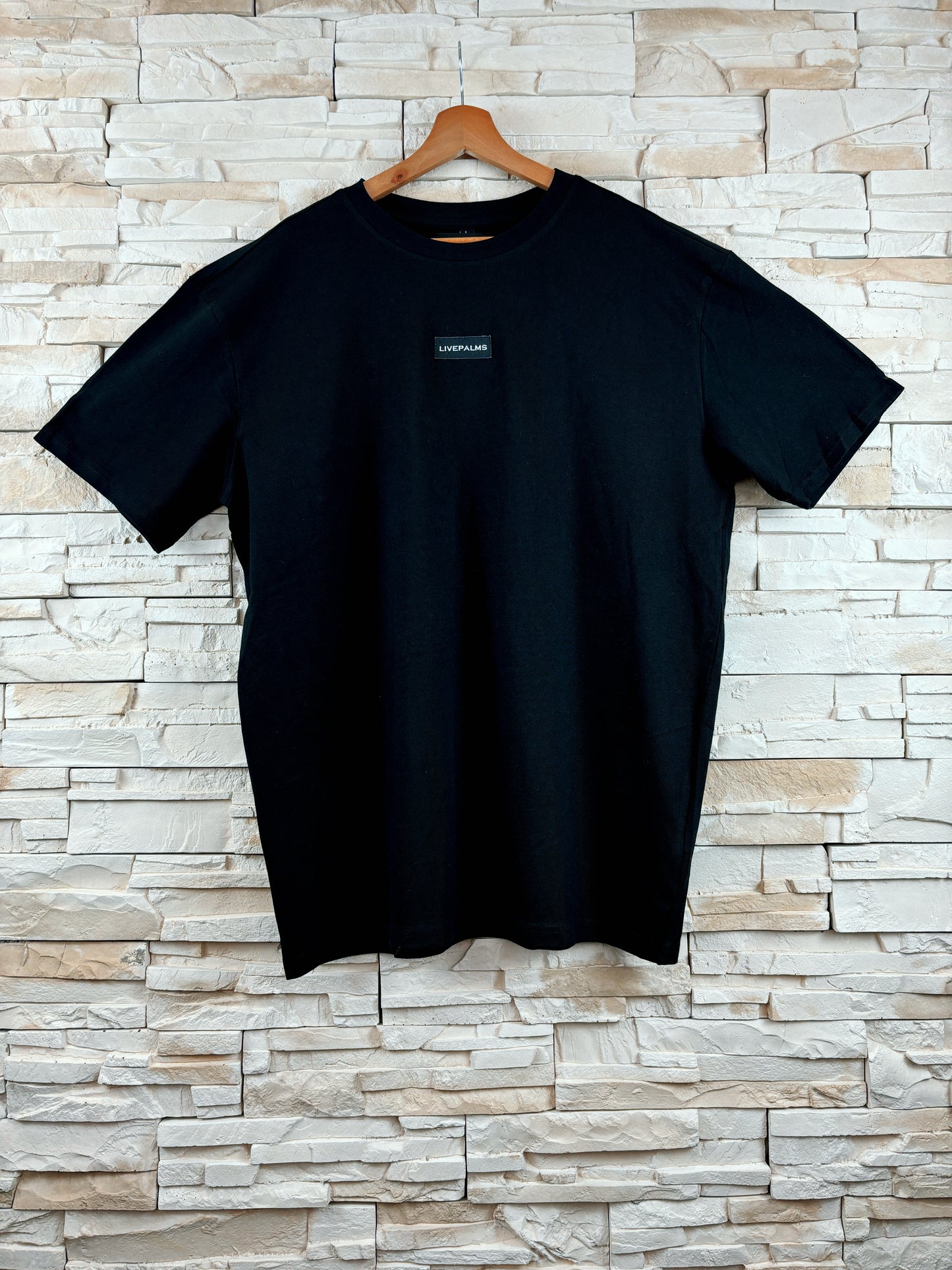 THE BLACK PREMIUM Shirt